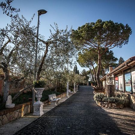 ホテルTenuta Gran Paradiso Palombara Sabina エクステリア 写真